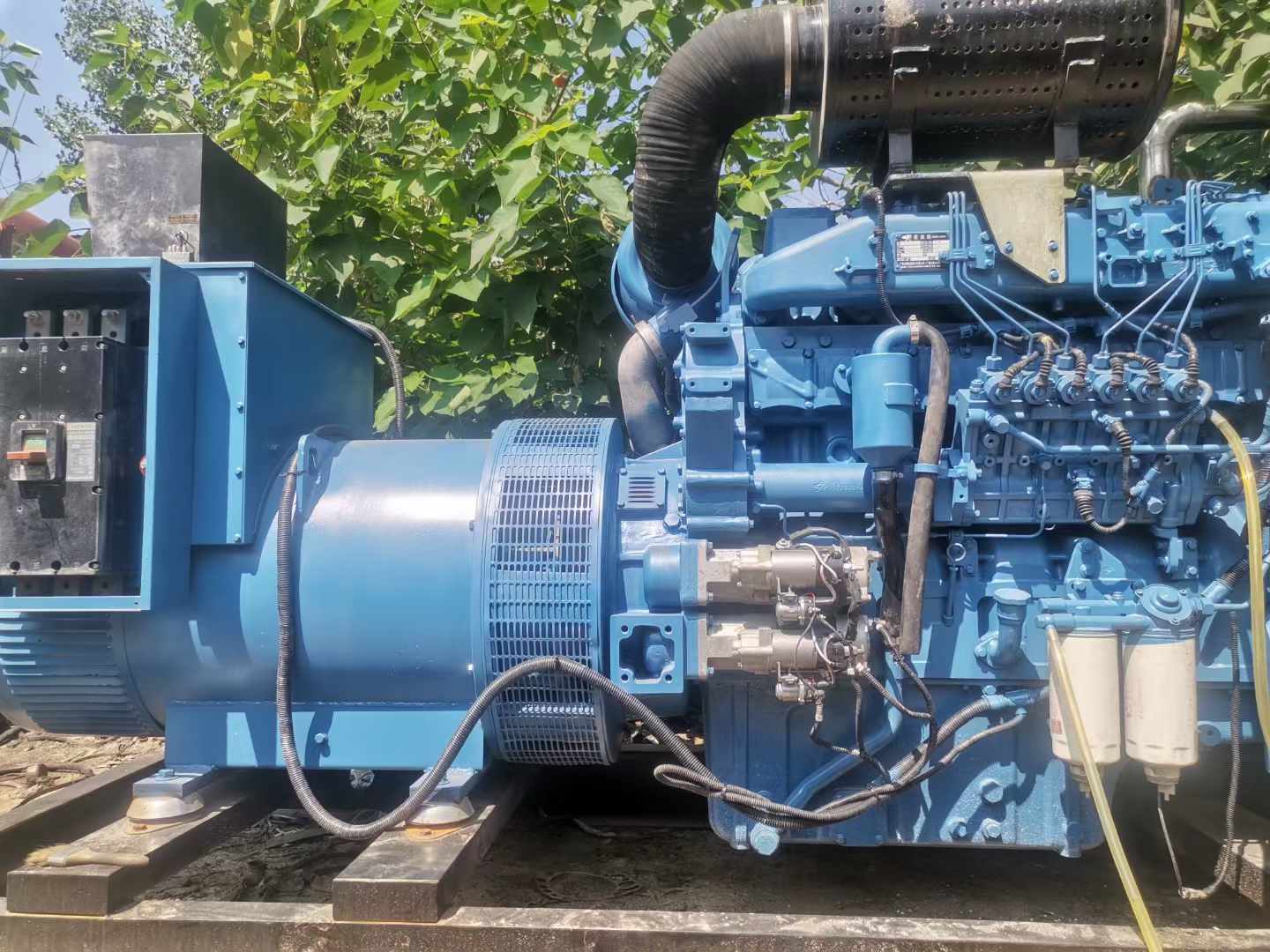 温宿详细说明降低 800kW 柴油发电机输出电流波动的方法