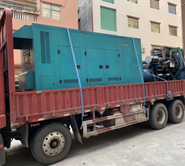 温宿如何在不同负载率下确保 400KW 柴油发电机组的正常运行？